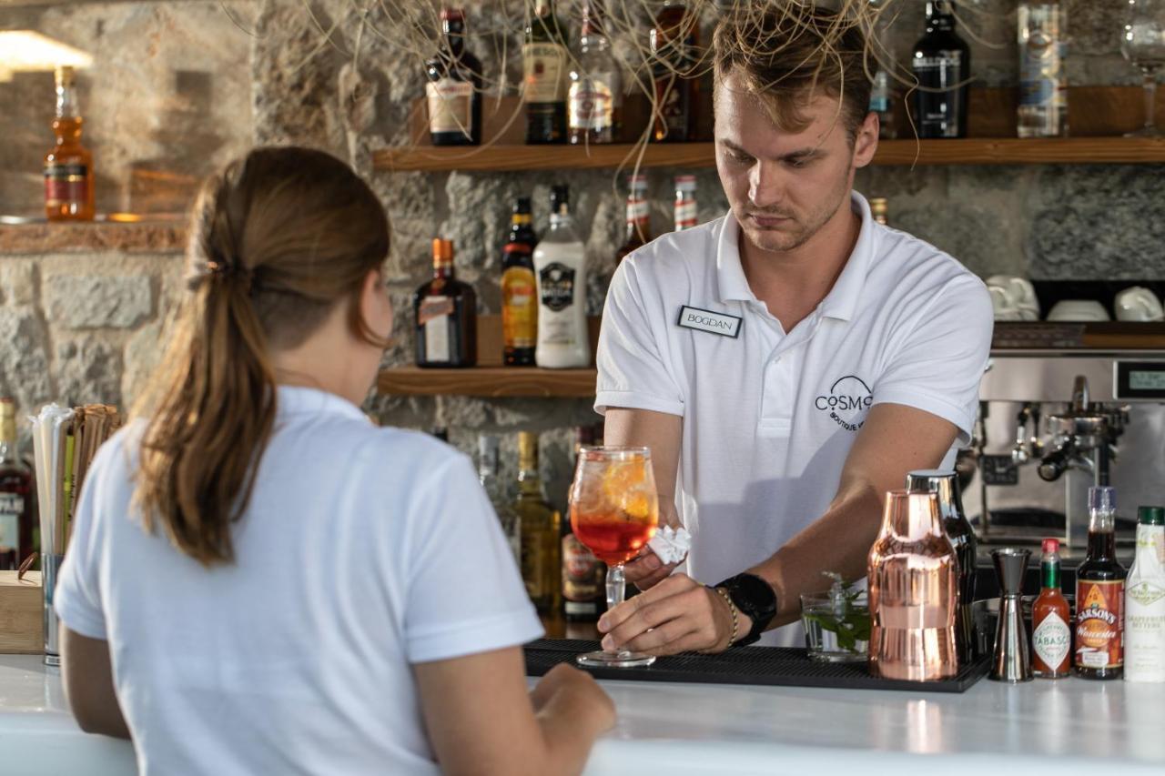 Cosmos Hotel Pláka Eksteriør billede